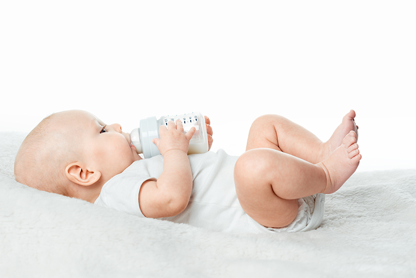 Hranirea bebelusului cu lapte praf