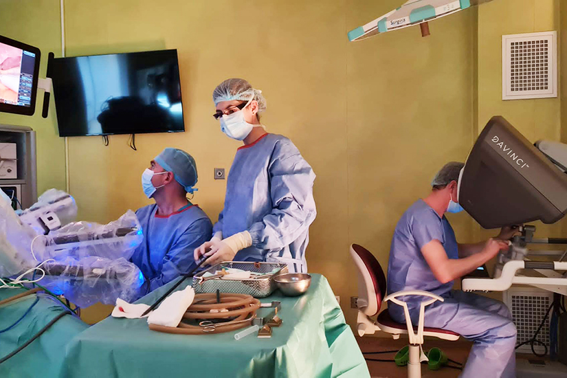 Chirurgia robotica Spital euroclinic
