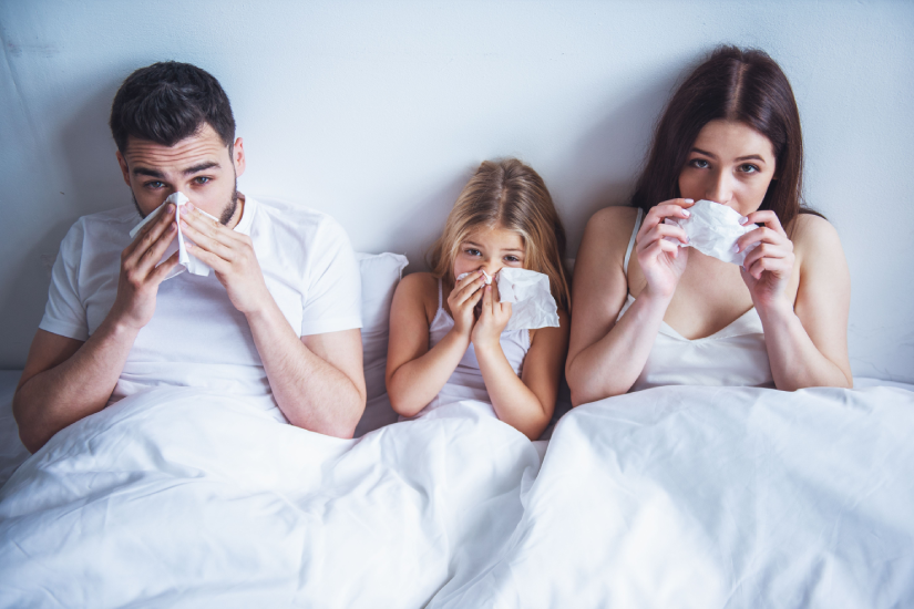 persoane care suflă nasul