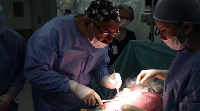 Hidrotoraxul fetal este tratat in utero in Romania de catre Dr. Hadi Rahimian