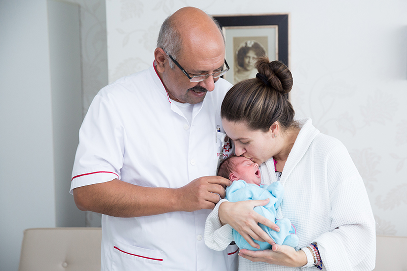 Hidrotorax fetal bilateral tratat in utero: premieră medicală în România