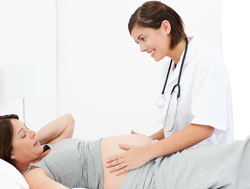 Testul prenatal noninvaziv identifica riscul copilului de boli genetice