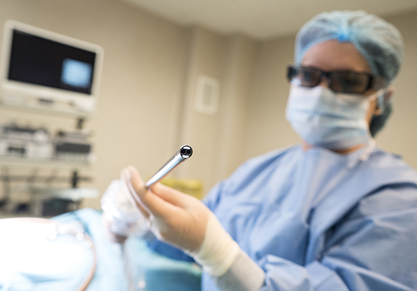 Premiera in Romania - cancer de col uterin operat conservator in totalitate laparoscopic