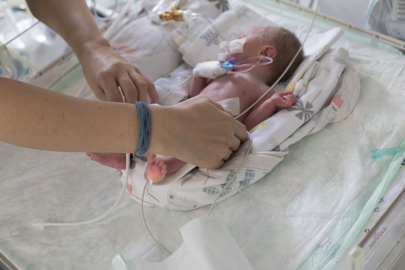 Îngrijirea nou-născutului prematur Maternitatea SANADOR